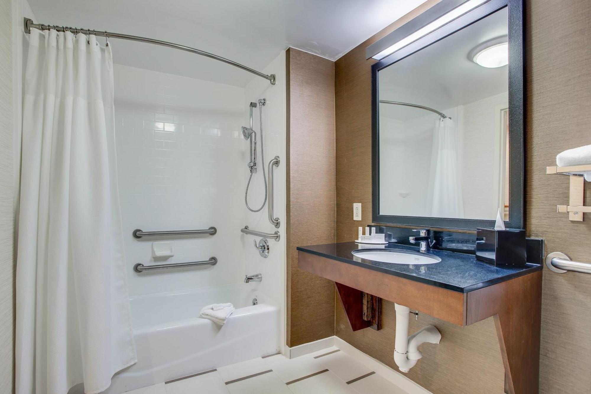 Fairfield Inn By Marriott Burlington Williston Экстерьер фото