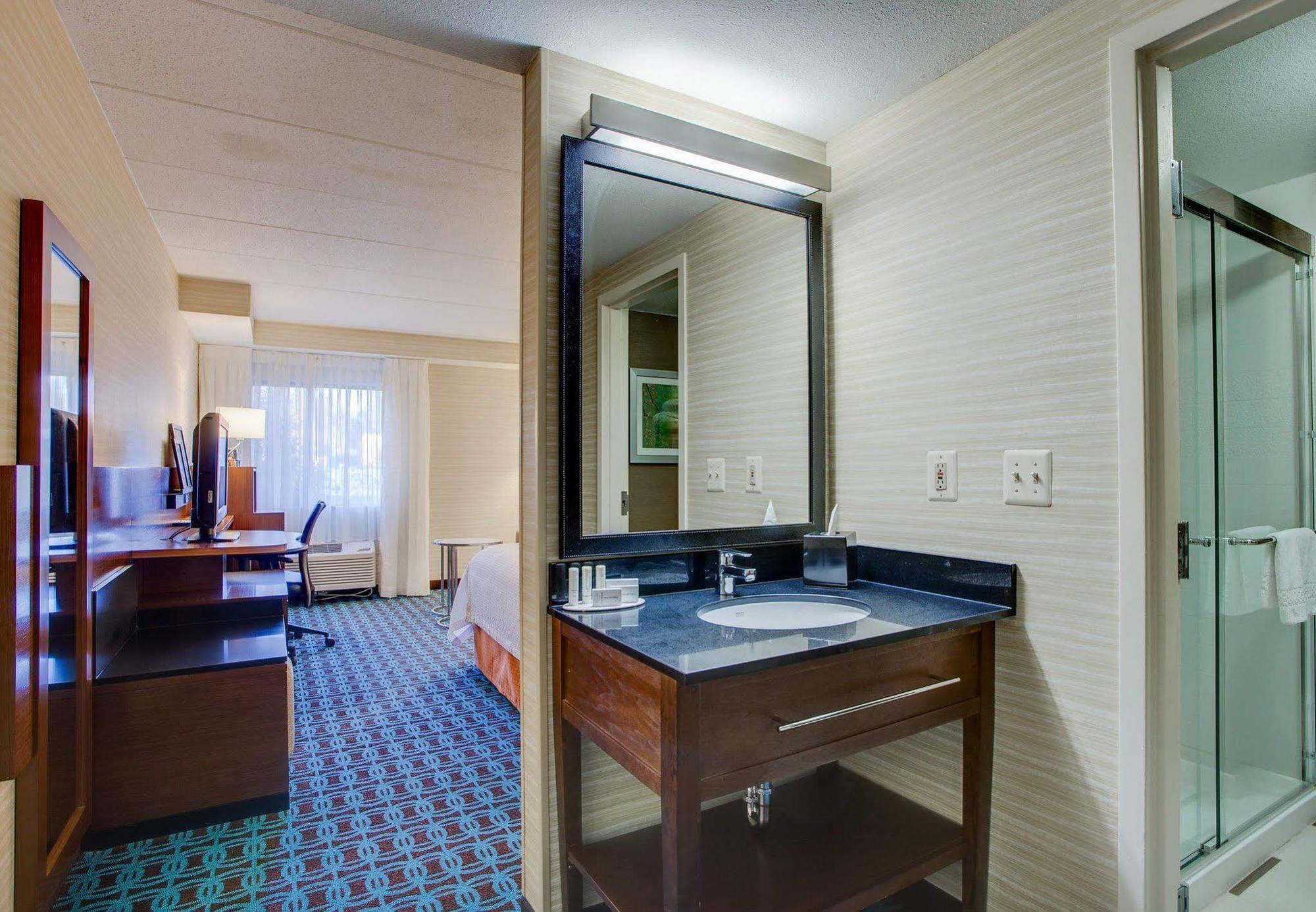 Fairfield Inn By Marriott Burlington Williston Экстерьер фото